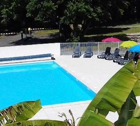 Camping Fleur D'Oleron Saint-Pierre-d'Oleron Exterior photo